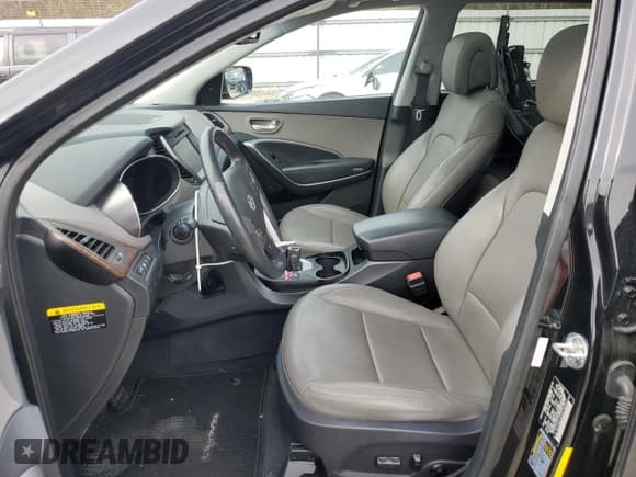 ✅ 2018 Hyundai Santa Fe 2.4L • VIN: 5XYZUDLB9JG518474 • Лот: 44997234. Опубликован ранее на Copart с пробегом 51 542 миль. Бесплатный доступ к архиву аукционных продаж из США и подробный отчёт об истории автомобиля на DreamBid. Изображение 7.