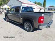 ✅ 2007 Chevrolet Silverado 1500 1LT • VIN: 2GCEK13M171654007 • Lot: 43351722. Listed on IAAI with 121,948 mi. Free auction sales archive from the USA and detailed vehicle history report at DreamBid. Image 3.