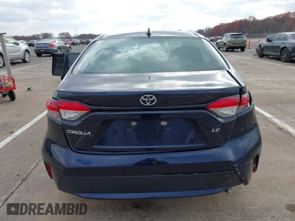 ✅ 2021 Toyota Corolla LE • VIN: 5YFEPMAE4MP153642 • Lot: 43703466. Listed on IAAI with 171,049 mi. Free auction sales archive from the USA and detailed vehicle history report at DreamBid. Image 16.