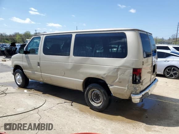 ✅ 2008 Ford Econoline Passenger XL • VIN: 1FMNE11L48DA80599 • Lot: 52532405. Listed on Copart with 263,848 mi. Free auction sales archive from the USA and detailed vehicle history report at DreamBid. Image 2.