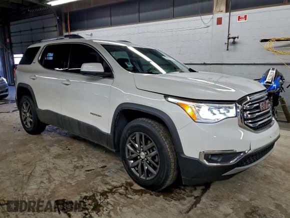 ✅ 2017 GMC Acadia SLT • VIN: 1GKKNMLS0HZ217039 • Lot: 95920375. Listed on Copart with 102,406 mi. Free auction sales archive from the USA and detailed vehicle history report at DreamBid. Image 4.