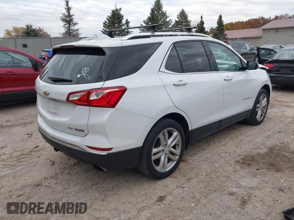 ✅ 2018 Chevrolet Equinox Premier • VIN: 2GNAXWEXXJ6254288 • Lot: 43604155. Wystawiony na IAAI z przebiegiem 93 769 mil. Bezpłatny archiwum sprzedaży aukcyjnych z USA i szczegółowy raport historii pojazdu na DreamBid. Zdjęcie 4.