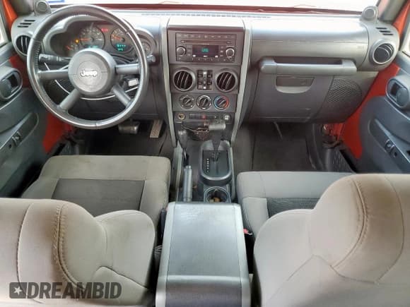 ✅ 2009 Jeep Wrangler Unlimited X • VIN: 1J8GA39129L754949 • Lot: 63666265. Listed on Copart with 125,125 mi. Free auction sales archive from the USA and detailed vehicle history report at DreamBid. Image 8.