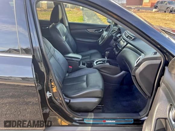 ✅ 2015 Nissan Rogue SL • VIN: 5N1AT2MV1FC816621 • Лот: 96768925. Опубликован ранее на Copart с пробегом 167 958 миль. Бесплатный доступ к архиву аукционных продаж из США и подробный отчёт об истории автомобиля на DreamBid. Изображение 6.