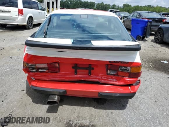 ✅ 1986 Porsche 944 • VIN: WP0AA0952GN154674 • Lot: 67793285. Wystawiony na Copart z przebiegiem 159 439 mil. Bezpłatny archiwum sprzedaży aukcyjnych z USA i szczegółowy raport historii pojazdu na DreamBid. Zdjęcie 6.