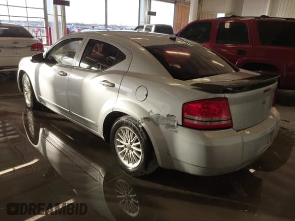 ✅ 2009 Dodge Avenger SE • VIN: 1B3LC46B09N571994 • Lot: 41399307. Wystawiony na IAAI z przebiegiem 172 223 mil. Bezpłatny archiwum sprzedaży aukcyjnych z USA i szczegółowy raport historii pojazdu na DreamBid. Zdjęcie 3.