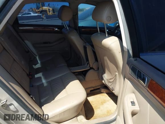 ✅ 2001 Audi A6 • VIN: WAUBH64B91N036786 • Lot: 42175934. Wystawiony na IAAI z przebiegiem 78 452 mil. Bezpłatny archiwum sprzedaży aukcyjnych z USA i szczegółowy raport historii pojazdu na DreamBid. Zdjęcie 8.