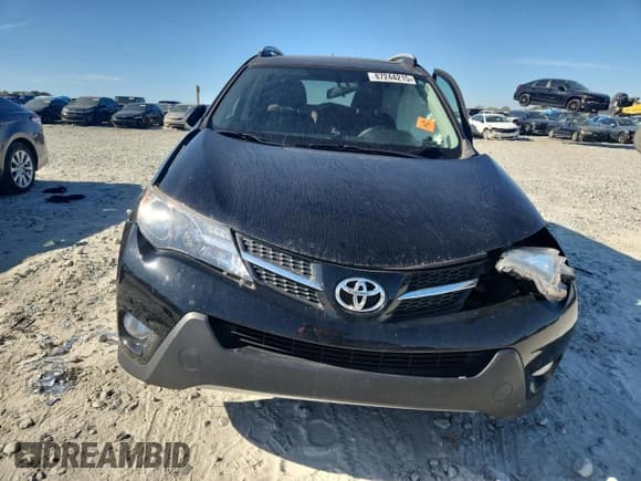 ✅ 2014 Toyota RAV4 XLE • VIN: 2T3WFREV2EW125666 • Lot: 87244215. Listed on Copart with 138,978 mi. Free auction sales archive from the USA and detailed vehicle history report at DreamBid. Image 5.