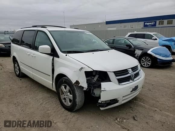 ✅ 2010 Dodge Grand Caravan SXT • VIN: 2D4RN5D19AR443959 • Lot: 82724915. Wystawiony na Copart z przebiegiem 167 057 mil. Bezpłatny archiwum sprzedaży aukcyjnych z USA i szczegółowy raport historii pojazdu na DreamBid. Zdjęcie 14.