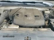 ✅ 2007 Toyota 4Runner Limited • VIN: JTEBU17R878081778 • Лот: 43433961. Опубликован ранее на IAAI с пробегом 301 114 миль. Бесплатный доступ к архиву аукционных продаж из США и подробный отчёт об истории автомобиля на DreamBid. Изображение 19.