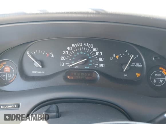 ✅ 2002 Buick Century Custom • VIN: 2G4WS52J121124420 • Лот: 43662707. Опубликован ранее на IAAI с пробегом 94 409 миль. Бесплатный доступ к архиву аукционных продаж из США и подробный отчёт об истории автомобиля на DreamBid. Изображение 7.