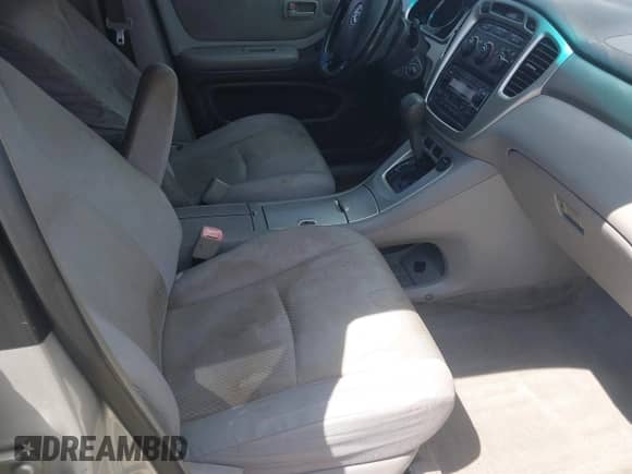 2004 Toyota Highlander с VIN JTEGD21A540081049, выставлен на аукционе IAAI как лот 43046850 с пробегом 284 518 миль миль и . История ставок и продаж доступна на DreamBid. Изображение 5.
