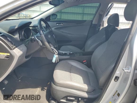 ✅ 2011 Hyundai Sonata SE • VIN: 5NPEC4AC7BH288585 • Lot: 55913764. Wystawiony na Copart z przebiegiem 73 186 mil. Bezpłatny archiwum sprzedaży aukcyjnych z USA i szczegółowy raport historii pojazdu na DreamBid. Zdjęcie 7.