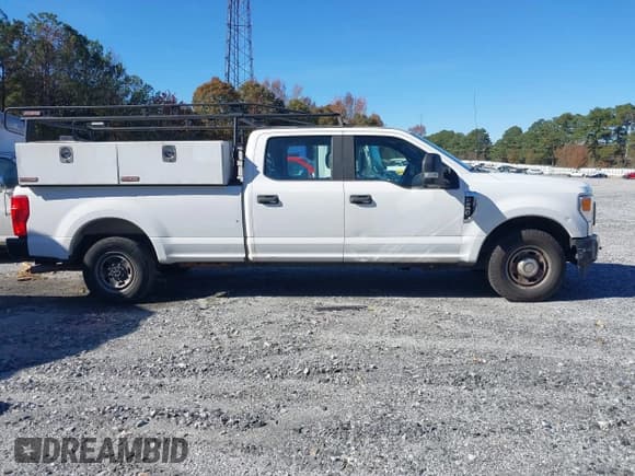 ✅ 2020 Ford F-250 XL • VIN: 1FT7W2A61LED67492 • Lot: 43557693. Wystawiony na IAAI z przebiegiem 133 488 mil. Bezpłatny archiwum sprzedaży aukcyjnych z USA i szczegółowy raport historii pojazdu na DreamBid. Zdjęcie 13.