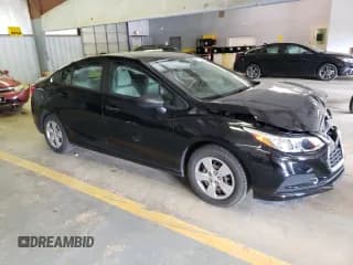 ✅ 2017 Chevrolet Cruze LS • VIN: 1G1BC5SM4H7211467 • Lot: 47370443. Listed on Copart with 92,033 mi. Free auction sales archive from the USA and detailed vehicle history report at DreamBid. Image 4.