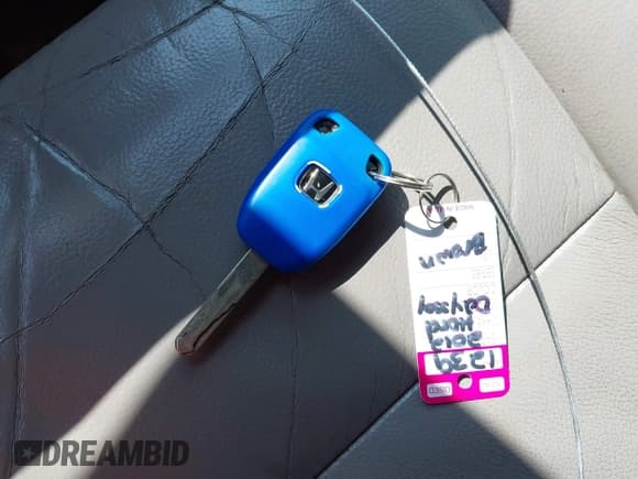 ✅ 2012 Honda Odyssey EX-L • VIN: 5FNRL5H65CB015247 • Lot: 42400390. Listed on IAAI with 226,679 mi. Free auction sales archive from the USA and detailed vehicle history report at DreamBid. Image 11.