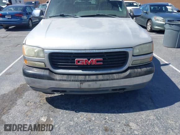✅ 2002 GMC Sierra 1500 • VIN: 1GTEC19T42Z311588 • Лот: 42484628. Опубликован ранее на IAAI с пробегом 175 809 миль. Бесплатный доступ к архиву аукционных продаж из США и подробный отчёт об истории автомобиля на DreamBid. Изображение 6.