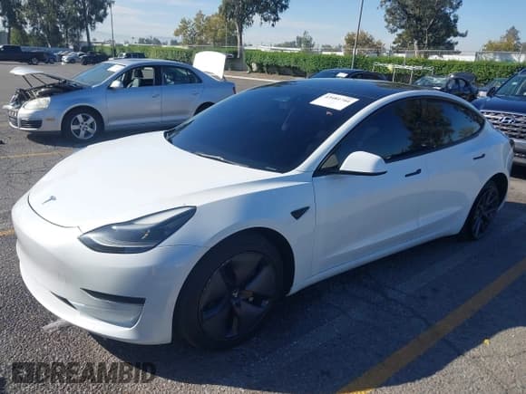 ✅ 2023 Tesla Model 3 • VIN: 5YJ3E1EA6PF437714 • Lot: 43481744. Listed on IAAI with 34,701 mi. Free auction sales archive from the USA and detailed vehicle history report at DreamBid. Image 19.