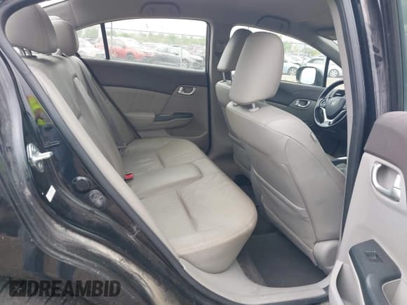 ✅ 2012 Honda Civic • VIN: JHMFB4F36CS005353 • Lot: 42170955. Wystawiony na IAAI z przebiegiem 172 073 mil. Bezpłatny archiwum sprzedaży aukcyjnych z USA i szczegółowy raport historii pojazdu na DreamBid. Zdjęcie 8.