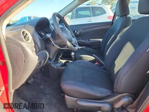 ✅ 2013 Nissan Versa SV • VIN: 3N1CN7AP6DL880085 • Lot: 80584525. Wystawiony na Copart z przebiegiem 153 138 mil. Bezpłatny archiwum sprzedaży aukcyjnych z USA i szczegółowy raport historii pojazdu na DreamBid. Zdjęcie 7.