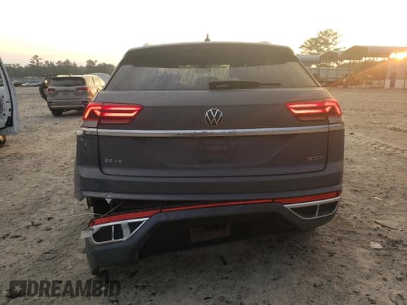 ✅ 2020 Volkswagen Atlas SE • VIN: 1V26E2CA4LC228113 • Лот: 80616625. Опубликован ранее на Copart с пробегом 82 946 миль. Бесплатный доступ к архиву аукционных продаж из США и подробный отчёт об истории автомобиля на DreamBid. Изображение 6.