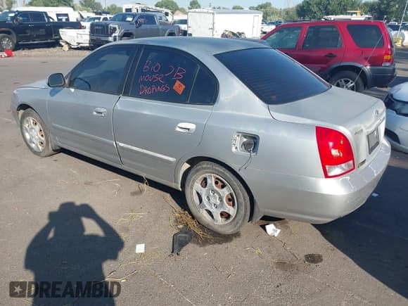 ✅ 2002 Hyundai Elantra GLS • VIN: KMHDN45D32U442770 • Lot: 42665319. Wystawiony na IAAI z przebiegiem Nie podano. Bezpłatny archiwum sprzedaży aukcyjnych z USA i szczegółowy raport historii pojazdu na DreamBid. Zdjęcie 3.