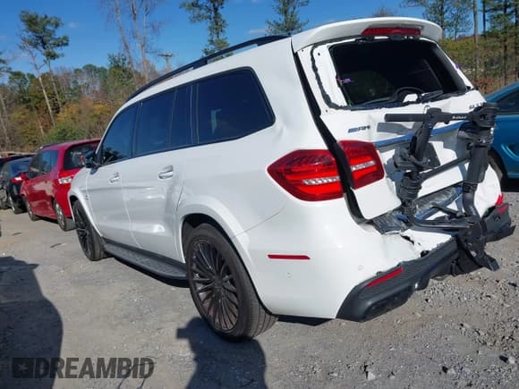 ✅ 2018 Mercedes-Benz GLS 63 AMG • VIN: 4JGDF7FE1JA996041 • Lot: 40910494. Wystawiony na IAAI z przebiegiem 69 159 mil. Bezpłatny archiwum sprzedaży aukcyjnych z USA i szczegółowy raport historii pojazdu na DreamBid. Zdjęcie 3.