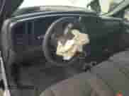 2004 Chevrolet Silverado 1500 LS z VIN 1GCEC14V84Z108022, wystawiony jako Copart lot #73192974 z przebiegiem 161 919 mil mil oraz Szkoda całkowita • Salvage title. Historia ofert i sprzedaży dostępna na DreamBid. Obrazek 8.