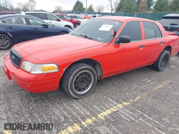 ✅ 2007 Ford Police Interceptor • VIN: 2FAFP71W67X162041 • Lot: 41868999. Listed on IAAI with 170,000 mi. Free auction sales archive from the USA and detailed vehicle history report at DreamBid. Image 17.