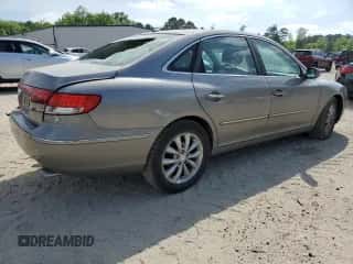 2008 Hyundai Azera GLS с VIN KMHFC46D48A335931, выставлен на аукционе Copart как лот 53896485 с пробегом 179 682 миль миль и Списание • Salvage title. История ставок и продаж доступна на DreamBid. Изображение 3.