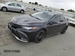 2022 Toyota Camry XSE with VIN 4T1K61AK2NU714978, listed as a Copart auction lot 81801295 with 37,190 mi miles and Salvage title. Bid and sale history available at DreamBid. Image 1.