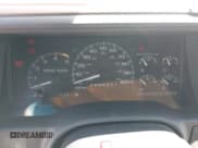 ✅ 1995 GMC Sierra 1500 • VIN: 2GTEC19K7S1506164 • Lot: 42595774. Wystawiony na IAAI z przebiegiem 202 675 mil. Bezpłatny archiwum sprzedaży aukcyjnych z USA i szczegółowy raport historii pojazdu na DreamBid. Zdjęcie 7.