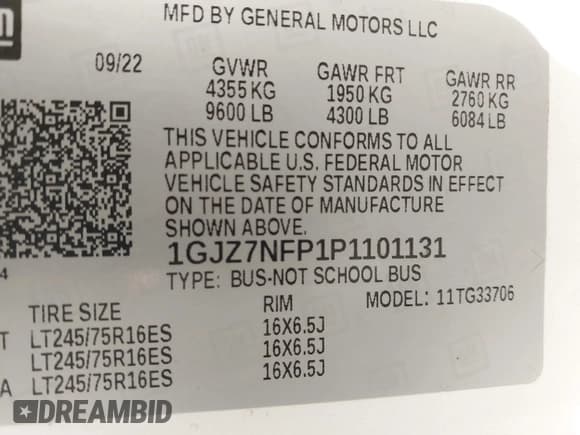 ✅ 2023 GMC Savana LS • VIN: 1GJZ7NFP1P1101131 • Lot: 43652848. Wystawiony na IAAI z przebiegiem 216 397 mil. Bezpłatny archiwum sprzedaży aukcyjnych z USA i szczegółowy raport historii pojazdu na DreamBid. Zdjęcie 9.