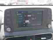 2019 Hyundai Kona Limited z VIN KM8K33AG3KU023423, wystawiony jako IAAI lot #42483882 z przebiegiem 79 345 mil mil oraz . Historia ofert i sprzedaży dostępna na DreamBid. Obrazek 18.