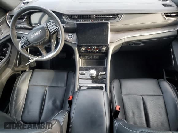 ✅ 2023 Jeep Grand Cherokee Overland • VIN: 1C4RJYD61P8794715 • Lot: 81606465. Listed on Copart with 54,242 mi. Free auction sales archive from the USA and detailed vehicle history report at DreamBid. Image 8.