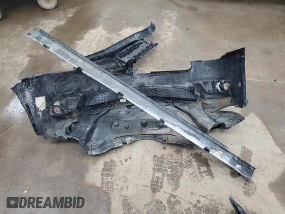 ✅ 2011 Dodge Charger RT Plus • VIN: 2B3CL5CT9BH518261 • Lot: 76958784. Wystawiony na Copart z przebiegiem Nie podano. Bezpłatny archiwum sprzedaży aukcyjnych z USA i szczegółowy raport historii pojazdu na DreamBid. Zdjęcie 12.