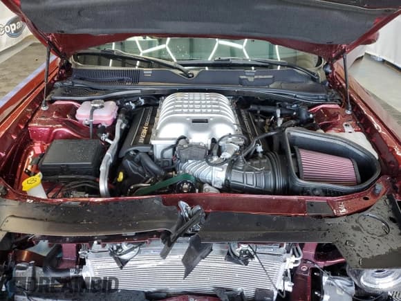 ✅ 2022 Dodge Challenger SRT Hellcat Redeye Widebody • VIN: 2C3CDZL94NH136073 • Lot: 46449985. Wystawiony na Copart z przebiegiem 4 914 mil. Bezpłatny archiwum sprzedaży aukcyjnych z USA i szczegółowy raport historii pojazdu na DreamBid. Zdjęcie 11.