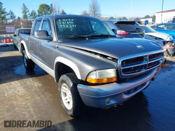 ✅ 2004 Dodge Dakota SLT • VIN: 1D7HG48K44S732241 • Лот: 41640470. Опубликован ранее на IAAI с пробегом 245 363 миль. Бесплатный доступ к архиву аукционных продаж из США и подробный отчёт об истории автомобиля на DreamBid. Изображение 1.