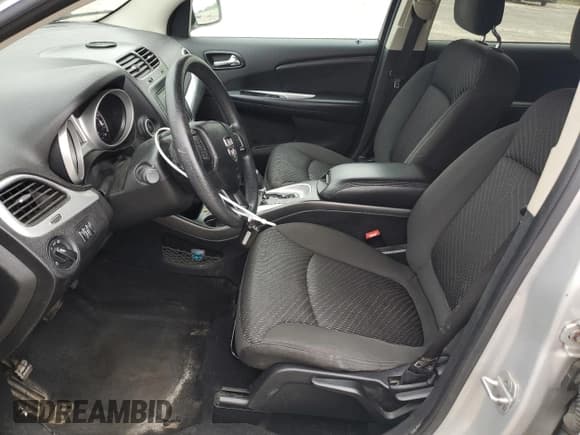 ✅ 2012 Dodge Journey SE • VIN: 3C4PDCAB3CT204982 • Lot: 60791435. Wystawiony na Copart z przebiegiem 169 636 mil. Bezpłatny archiwum sprzedaży aukcyjnych z USA i szczegółowy raport historii pojazdu na DreamBid. Zdjęcie 7.