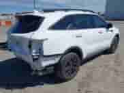 2022 Kia Sorento X-Line S with VIN 5XYRLDLC7NG145162, listed as a IAAI auction lot 42325635 with 36,492 mi miles and . Bid and sale history available at DreamBid. Image 4.