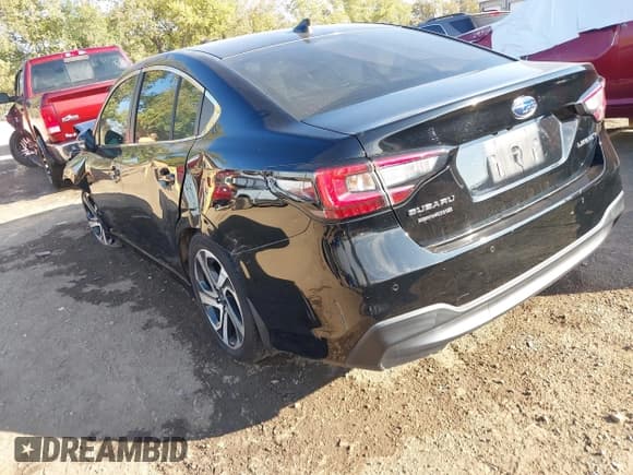 ✅ 2020 Subaru Legacy Limited • VIN: 4S3BWAN60L3030872 • Lot: 43467634. Listed on IAAI with 67,474 mi. Free auction sales archive from the USA and detailed vehicle history report at DreamBid. Image 3.