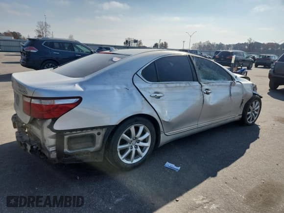 ✅ 2008 Lexus LS 460 • VIN: JTHBL46FX85053773 • Лот: 93182825. Опубликован ранее на Copart с пробегом 157 332 миль. Бесплатный доступ к архиву аукционных продаж из США и подробный отчёт об истории автомобиля на DreamBid. Изображение 3.