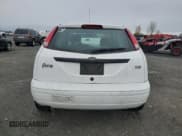 ✅ 2003 Ford Focus ZX3 • VIN: 3FAFP31Z83R182271 • Lot: 82415004. Listed on Copart with 211,193 mi. Free auction sales archive from the USA and detailed vehicle history report at DreamBid. Image 6.