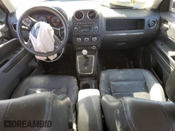 ✅ 2016 Jeep Patriot High Altitude • VIN: 1C4NJRFB6GD658134 • Lot: 87098675. Listed on Copart with 75,290 mi. Free auction sales archive from the USA and detailed vehicle history report at DreamBid. Image 8.