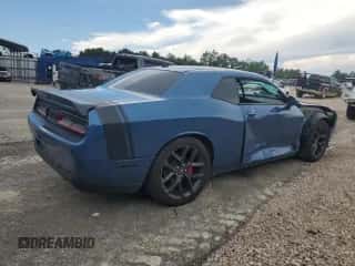 2022 Dodge Challenger R/T z VIN 2C3CDZBT9NH218605, wystawiony jako Copart lot #68088735 z przebiegiem 36 592 mil mil oraz Szkoda całkowita • Salvage title. Historia ofert i sprzedaży dostępna na DreamBid. Obrazek 3.