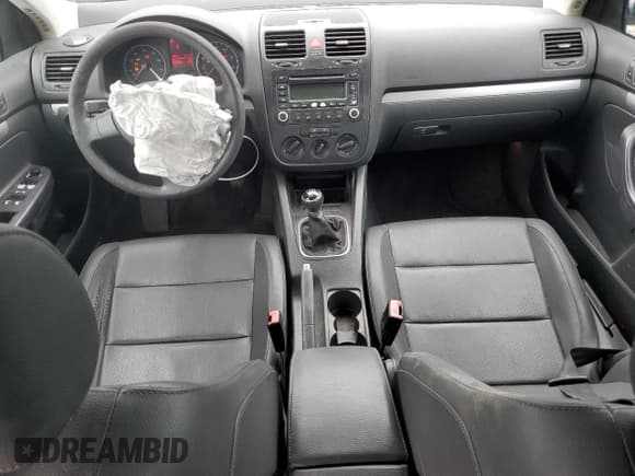 ✅ 2006 Volkswagen Jetta 2.5L • VIN: 3VWRF71K76M619633 • Лот: 68344115. Опубликован ранее на Copart с пробегом 136 632 миль. Бесплатный доступ к архиву аукционных продаж из США и подробный отчёт об истории автомобиля на DreamBid. Изображение 8.