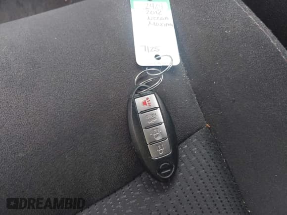 ✅ 2012 Nissan Maxima SV • VIN: 1N4AA5AP5CC863282 • Лот: 42918006. Опубликован ранее на IAAI с пробегом 136 258 миль. Бесплатный доступ к архиву аукционных продаж из США и подробный отчёт об истории автомобиля на DreamBid. Изображение 11.