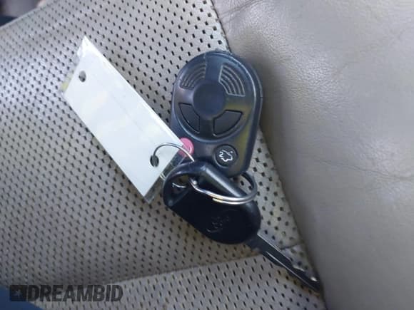 ✅ 2009 Ford Taurus Limited • VIN: 1FAHP25W99G111521 • Лот: 43543554. Опубликован ранее на IAAI с пробегом 269 668 миль. Бесплатный доступ к архиву аукционных продаж из США и подробный отчёт об истории автомобиля на DreamBid. Изображение 11.