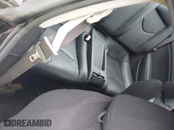 ✅ 2010 Infiniti G37 x • VIN: JN1CV6EL3AM150413 • Lot: 43742253. Wystawiony na IAAI z przebiegiem 219 763 mil. Bezpłatny archiwum sprzedaży aukcyjnych z USA i szczegółowy raport historii pojazdu na DreamBid. Zdjęcie 8.