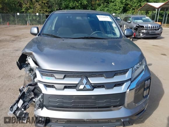 ✅ 2020 Mitsubishi Outlander ES • VIN: JA4AP3AU9LU008463 • Lot: 43126936. Wystawiony na IAAI z przebiegiem 93 064 mil. Bezpłatny archiwum sprzedaży aukcyjnych z USA i szczegółowy raport historii pojazdu na DreamBid. Zdjęcie 12.